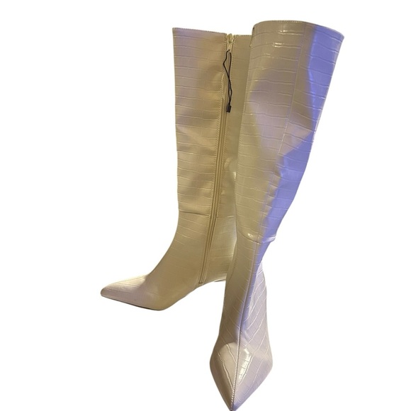 Madden Girl - Stasha – White Size 7M Embossed Croc Leather High Boots NWT - Picture 2 of 7